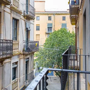 8 Geranio , Girona Spain